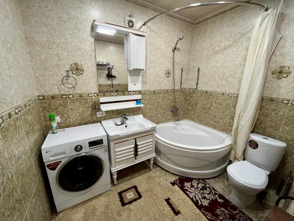 Samarkand Luxury Apartment #2 ภายนอก รูปภาพ